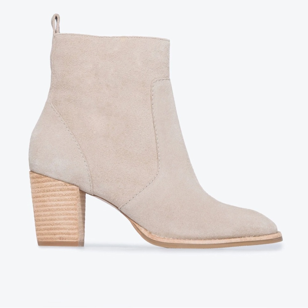 Brand New - Bernardo 1946 Norwich Bootie Clay Split Suede, size 7.5M